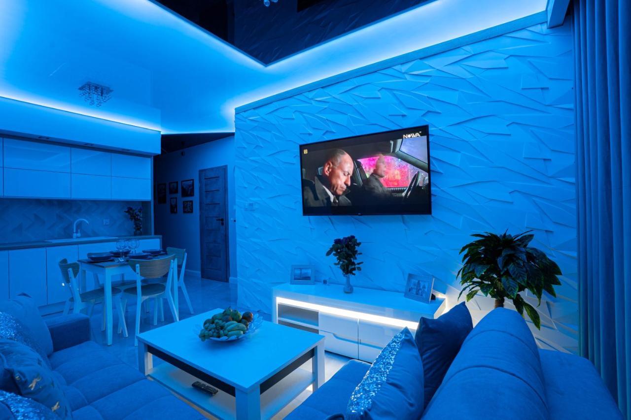 New Apartament Vip Blue Warszawa+Parking Wola Mrokowska Exteriör bild