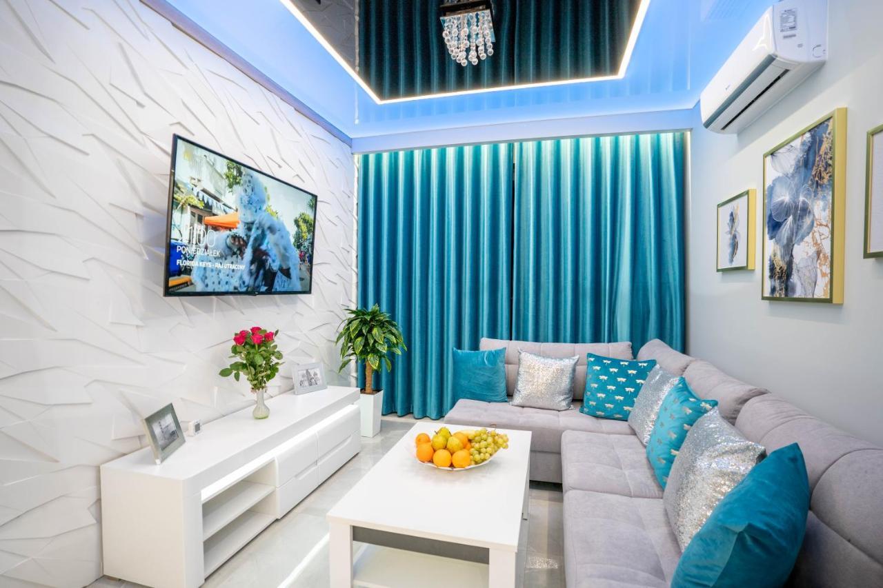 New Apartament Vip Blue Warszawa+Parking Wola Mrokowska Exteriör bild