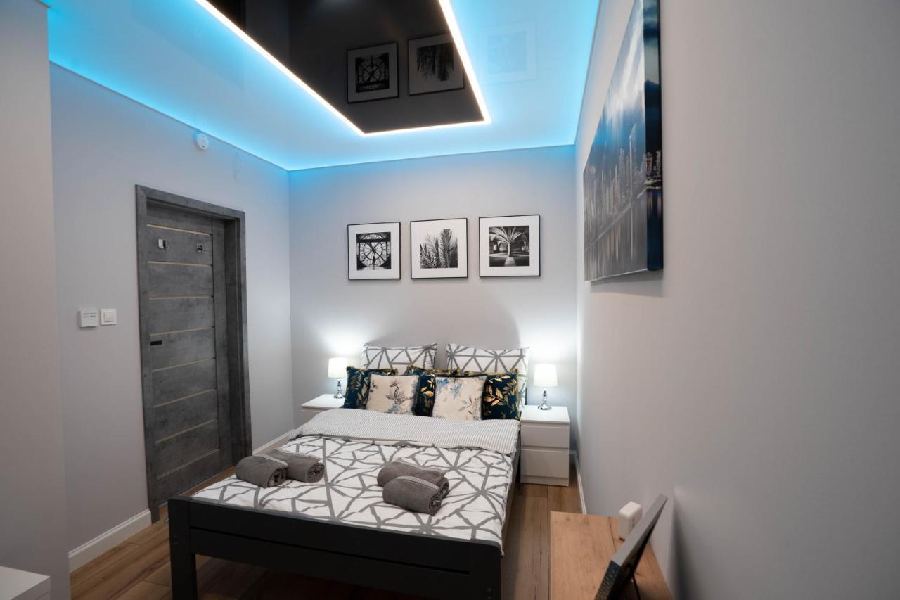 New Apartament Vip Blue Warszawa+Parking Wola Mrokowska Exteriör bild